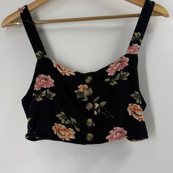 American Eagle Eagle black and rose floral crop top - Picture 8 of 16